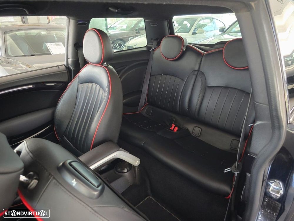MINI 3 Portas John Cooper Works - 8