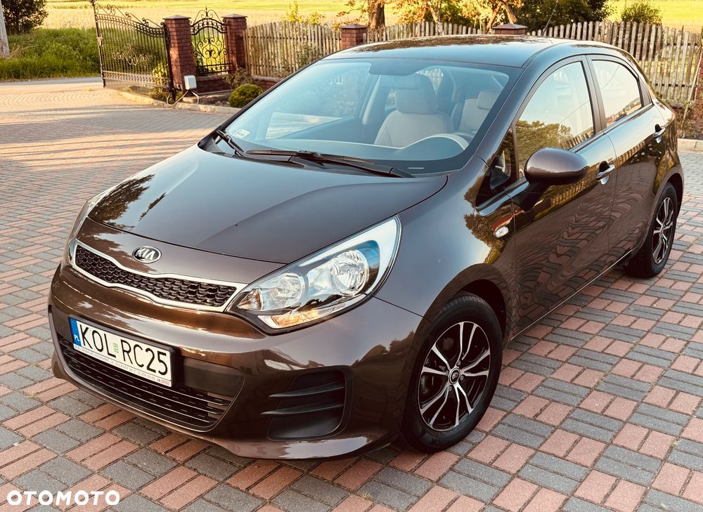 Kia Rio 1.2 L - 2