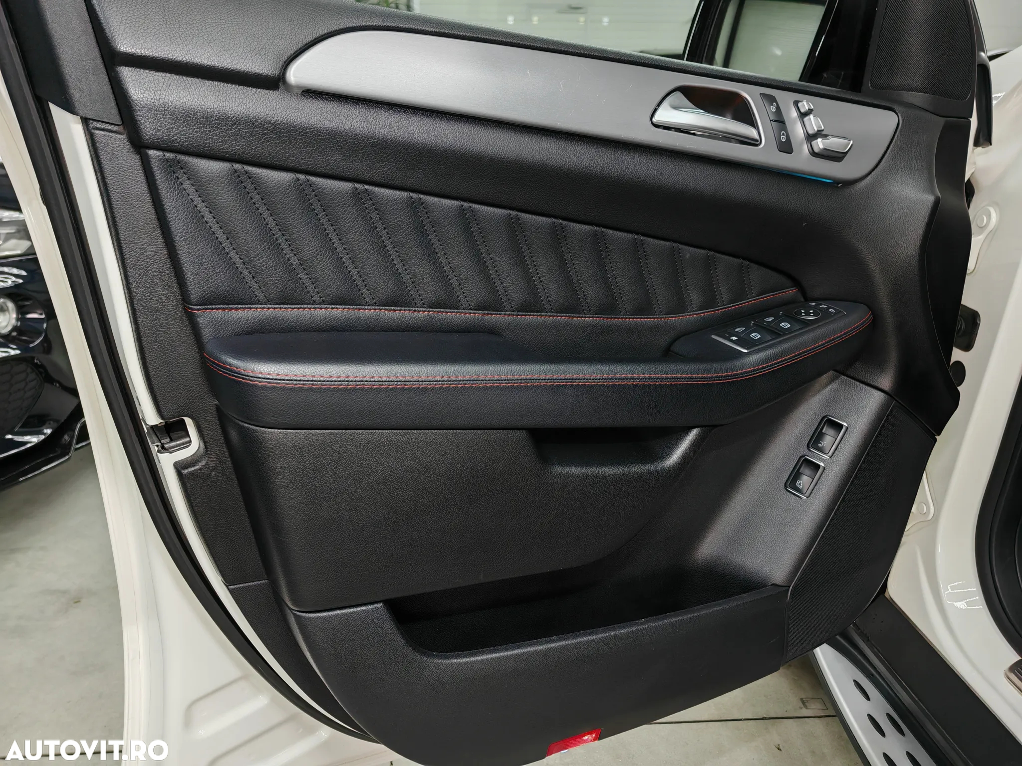 Mercedes-Benz GLE Coupe 350 d 4Matic 9G-TRONIC AMG Line - 23