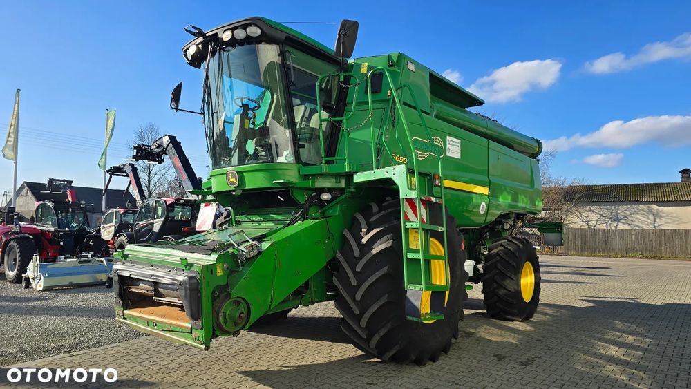 John Deere S690i - 2