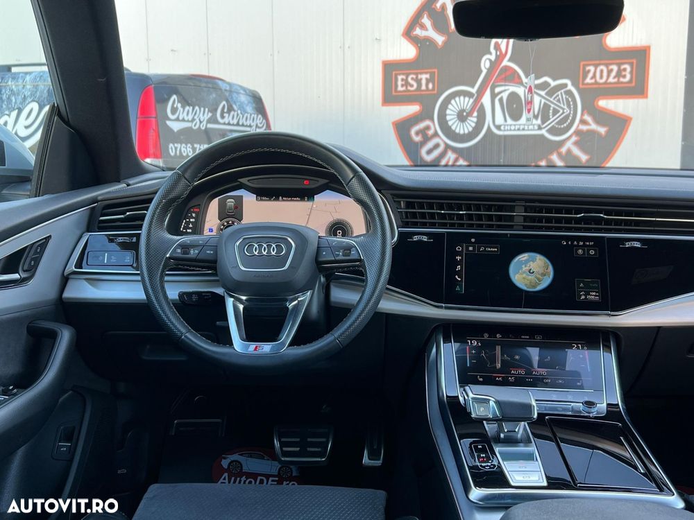 Audi Q8 - 9
