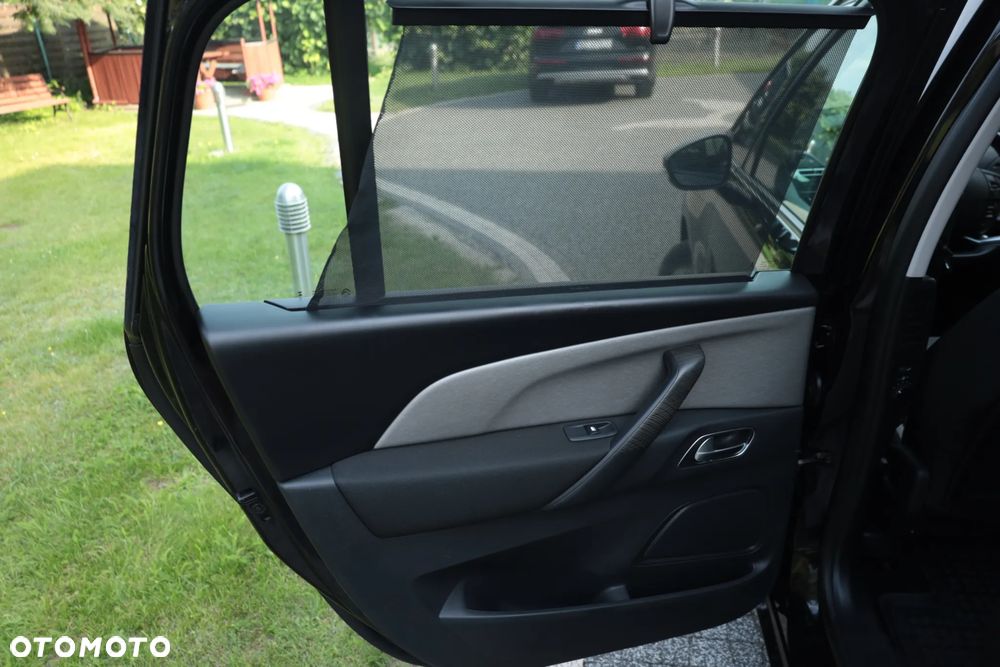 Citroën C4 Picasso 1.6 THP Intensive - 19