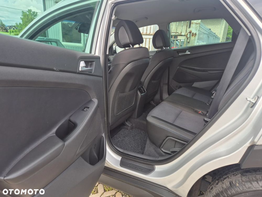 Hyundai Tucson blue 1.7 CRDi 2WD DCT Premium - 20