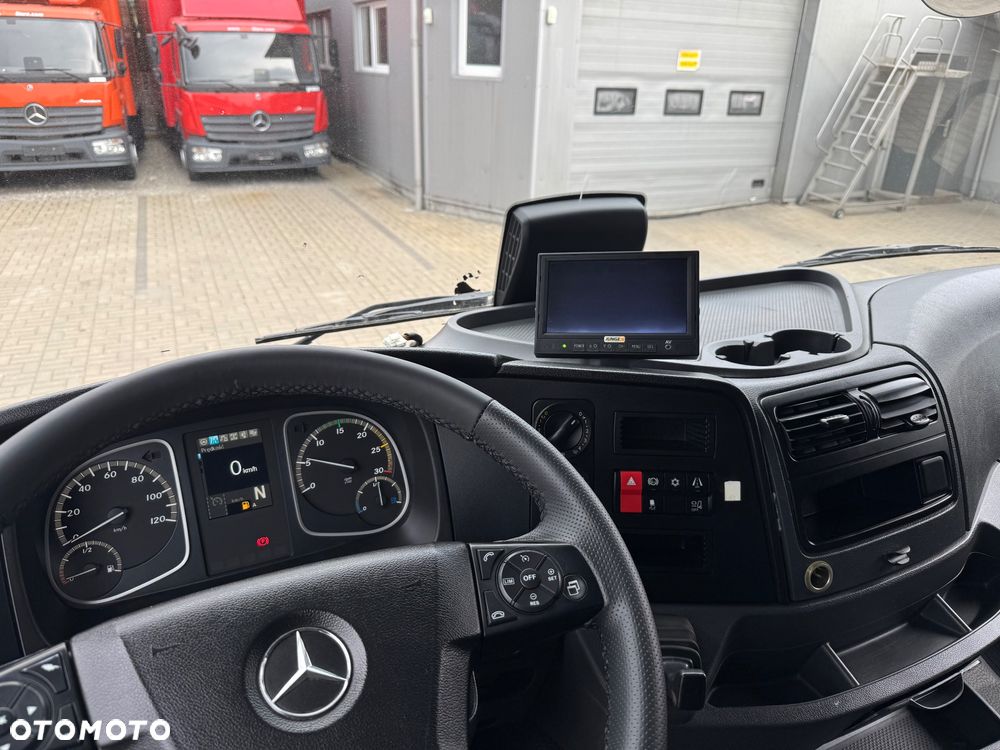 Mercedes-Benz ATEGO - 27
