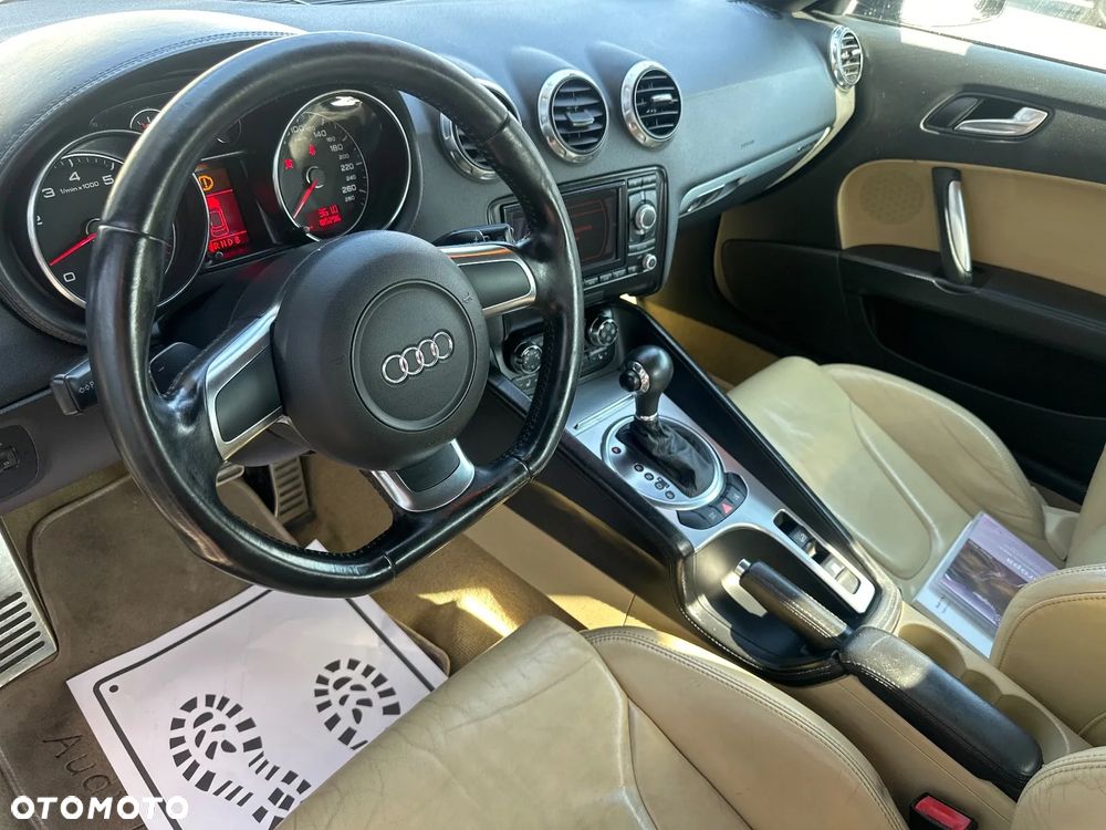 Audi TT Coupé 3.2 quattro S tronic - 22