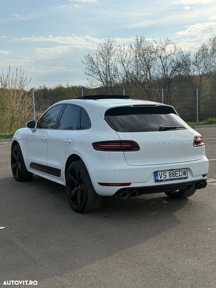 Porsche Macan - 5
