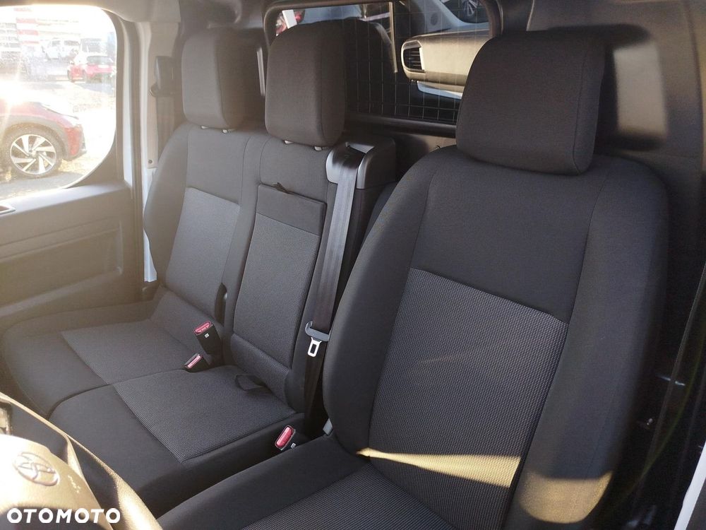 Toyota PROACE - 11