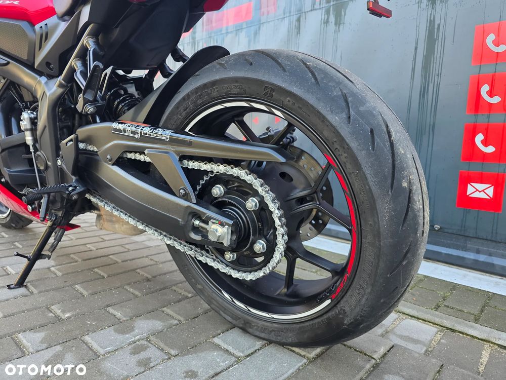 Honda CBR - 7