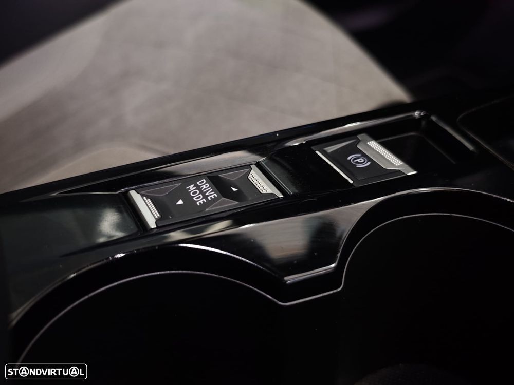 Peugeot e-2008 GT Pack - 45