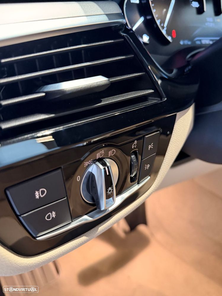 BMW 520 d Line Luxury Auto - 44