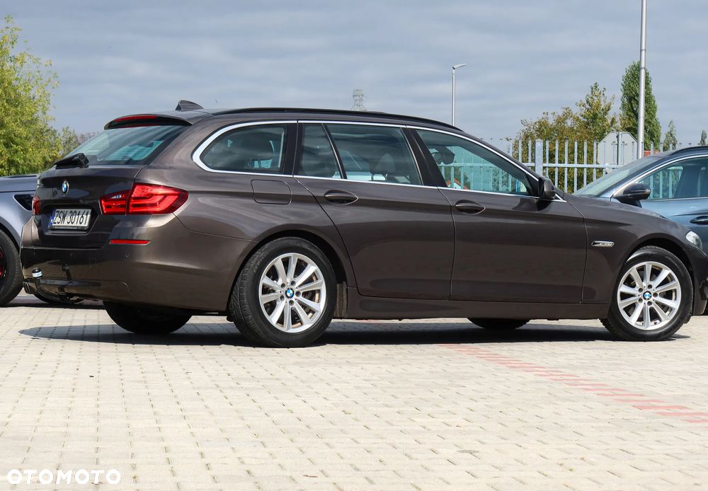 BMW Seria 5 520d Touring - 32