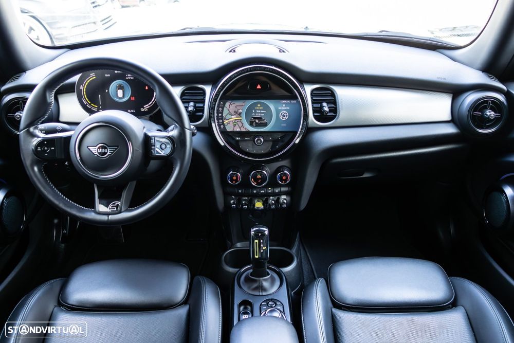 MINI 3 Portas Cooper E Classic S - 17
