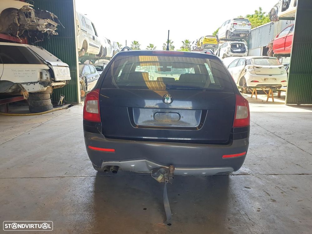 MALA TRASEIRA SKODA OCTAVIA COMBI 1Z5 - 1