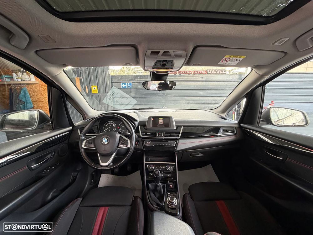 BMW 216 Active Tourer d Line Sport - 18