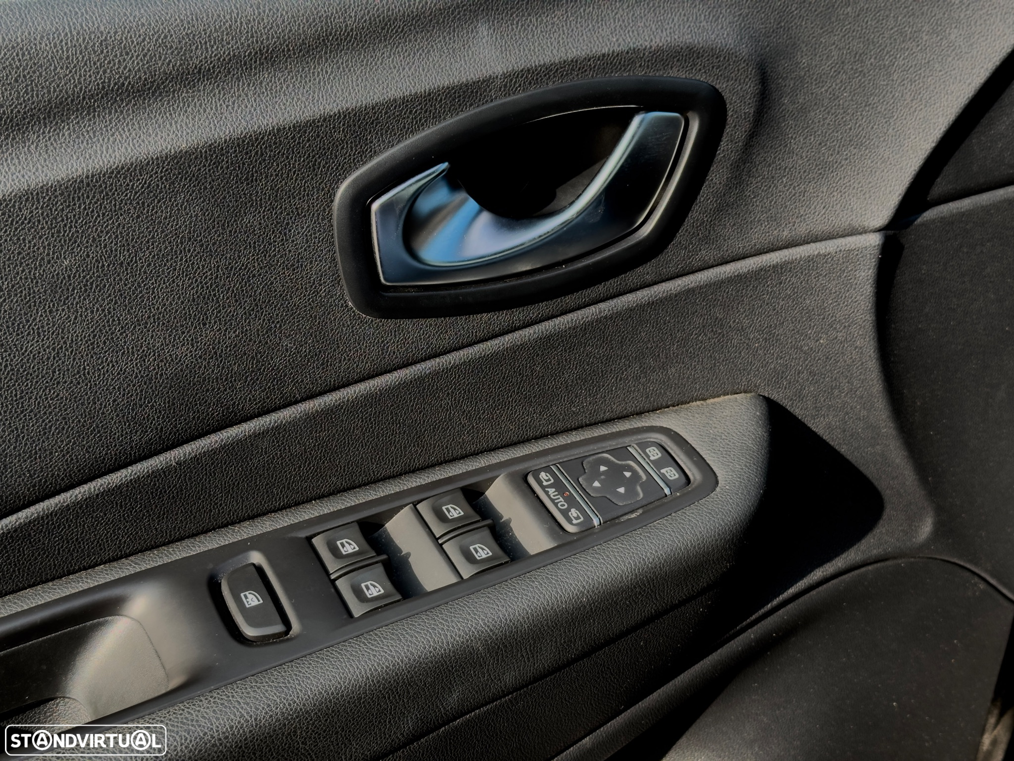 Renault Captur (ENERGY) TCe 90 LIMITED - 15