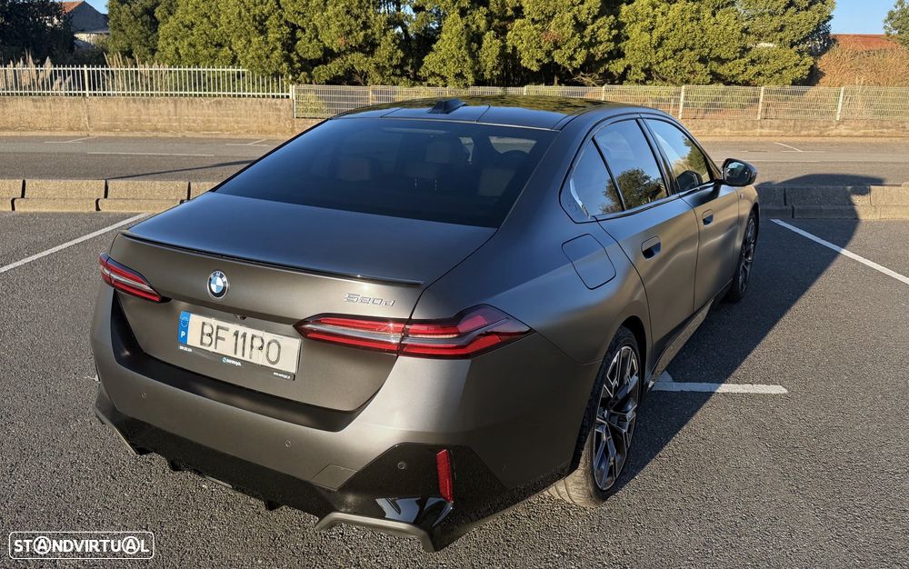 BMW 520 d Pack Desportivo M Pro - 9
