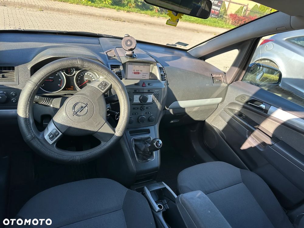 Opel Zafira 1.9 CDTI Navi - 3