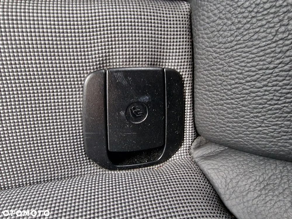 BMW Seria 1 116d - 11
