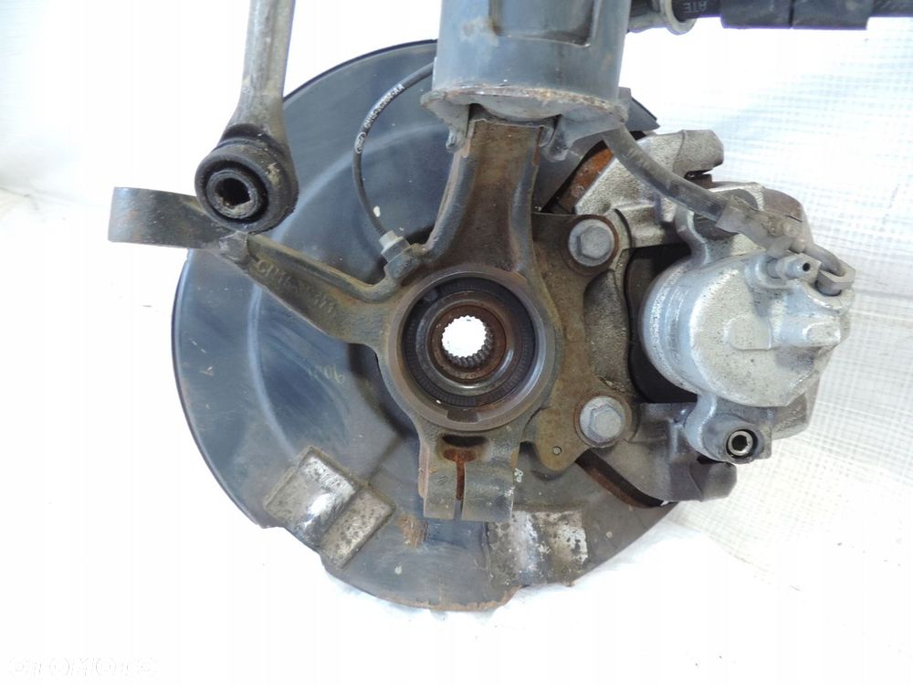 ZWROTNICA MCPHERSON LEWY PRZÓD FORD ECOSPORT MK2 1,0 - 7