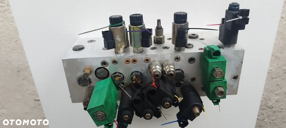 Blok hydrauliczny - 1