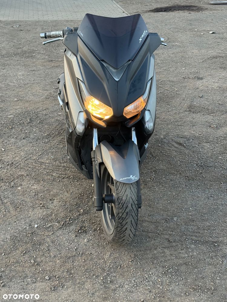 Yamaha X-max - 8