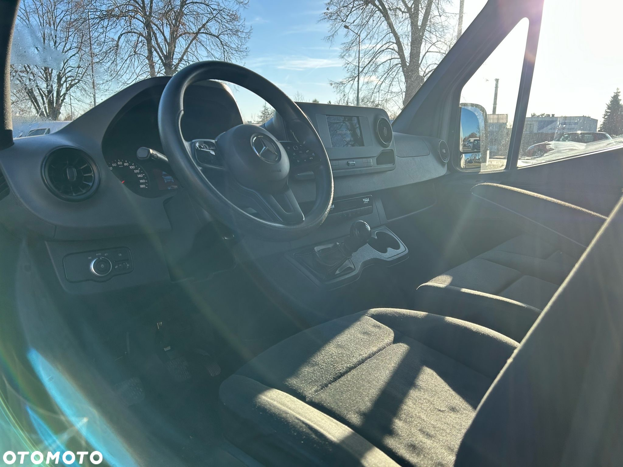 Mercedes-Benz Sprinter - 6