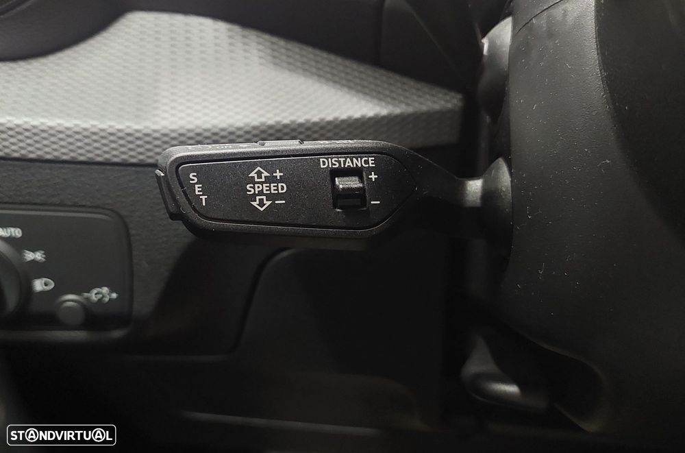 Audi Q2 30 TDI Advanced - 16