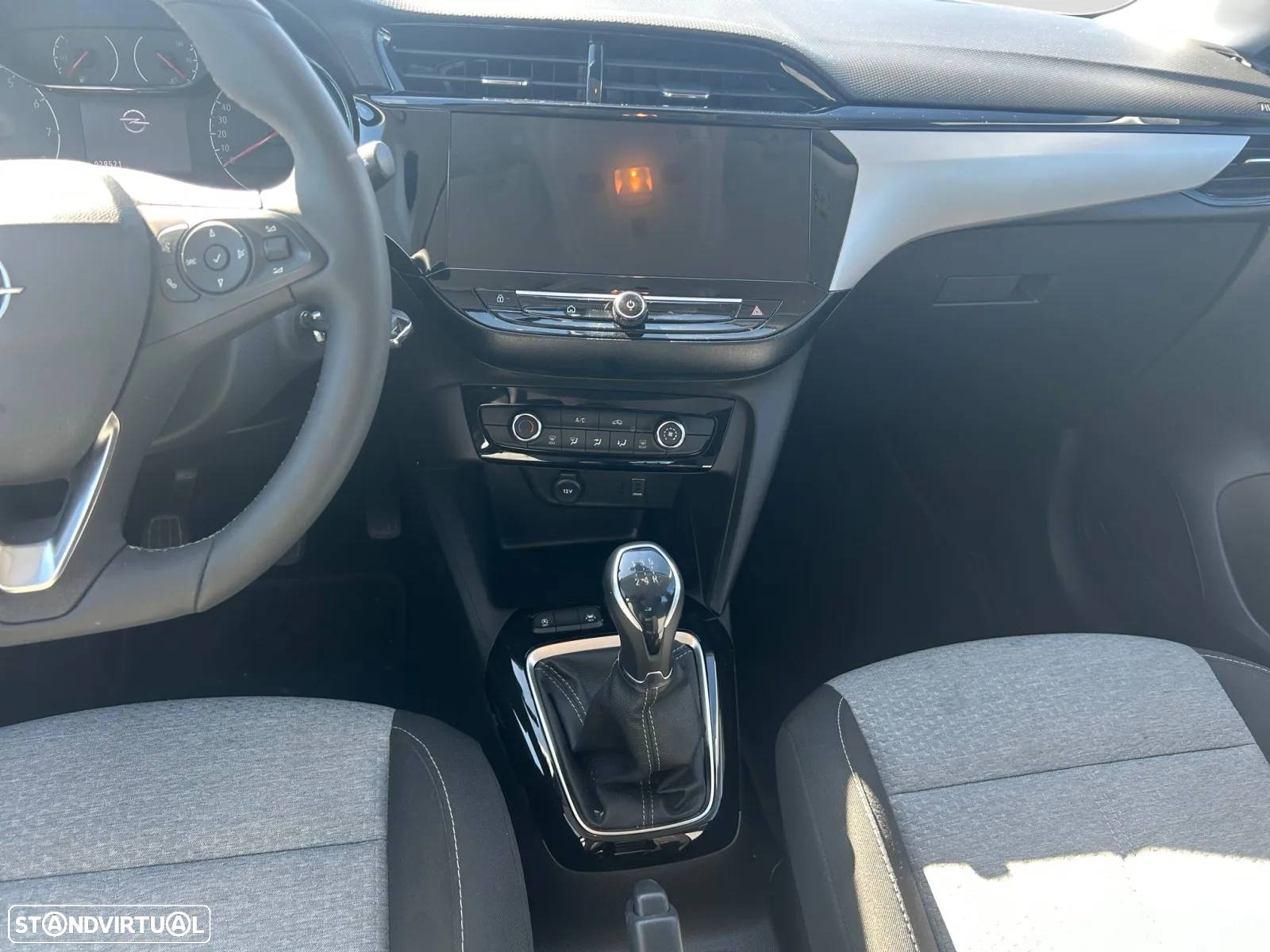 Opel Corsa 1.2 - 14