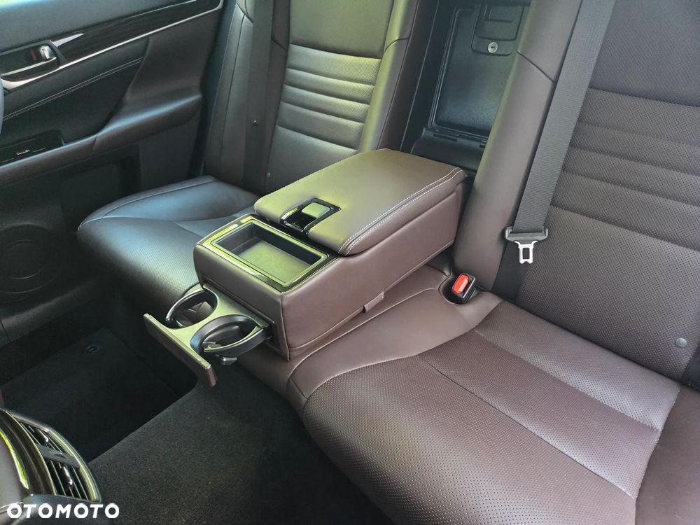 Lexus GS 200t / 300 Elegance - 23