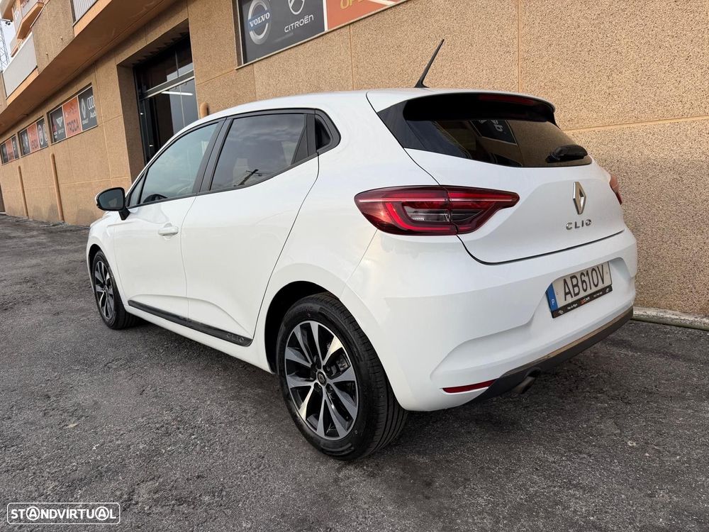 Renault Clio 1.0 TCe Techno Bi-Fuel - 13