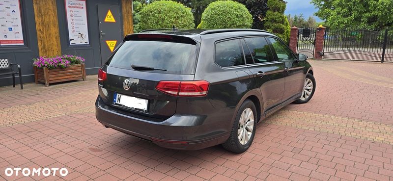 Volkswagen Passat 2.0 TDI SCR Comfortline DSG - 4