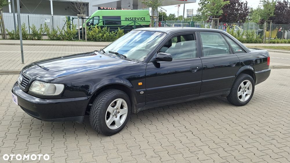 Audi A6 Limousine - 1