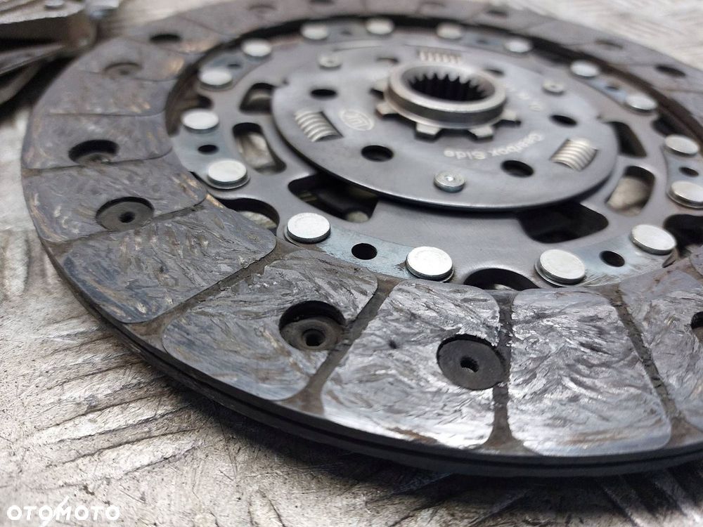 KOŁO DWUMASOWE + TARCZA + DOCISK OPEL ASTRA J  1.6 TURBO 55564555 - 9