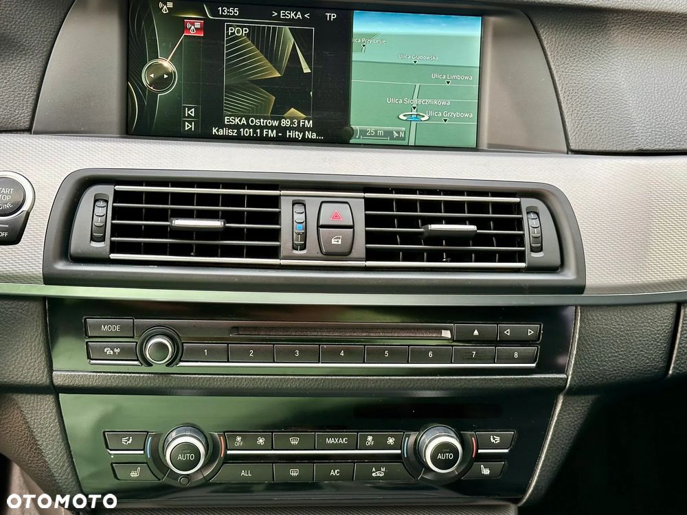 BMW Seria 5 530d Sport-Aut Modern Line - 16