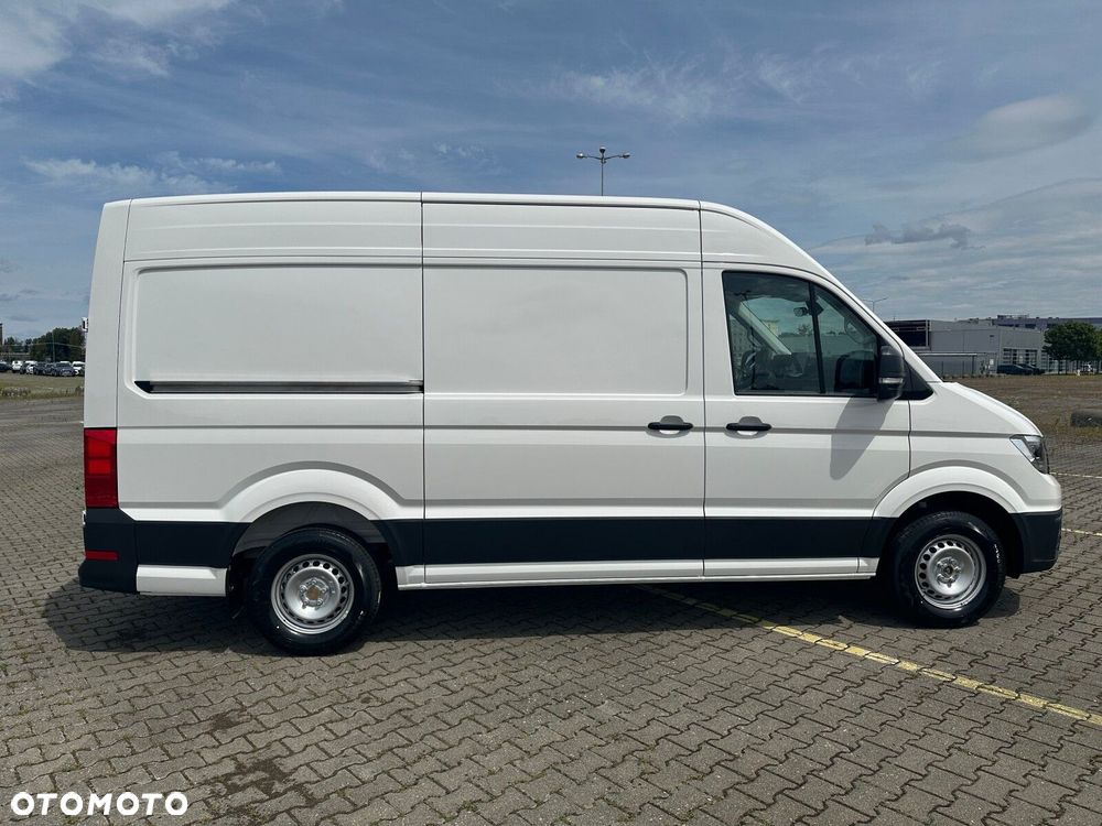 Volkswagen Crafter 35 2.0 TDI L3H3 3640 140 KM - 9