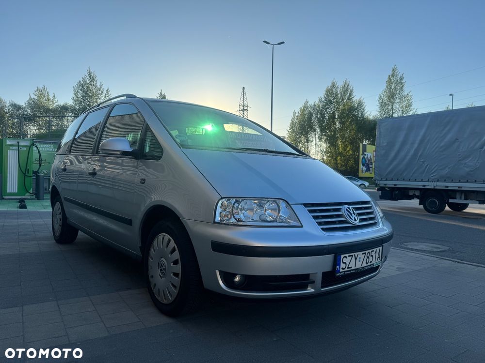 Volkswagen Sharan 2.0 TDI Comfortline - 4