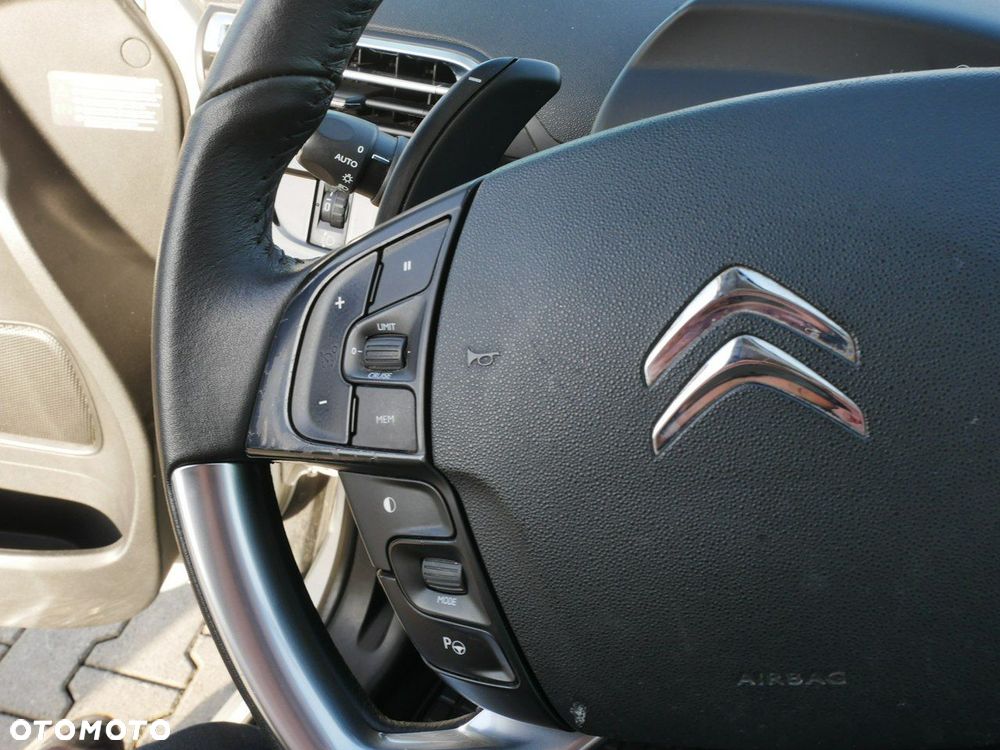 Citroën C4 Grand Picasso - 13
