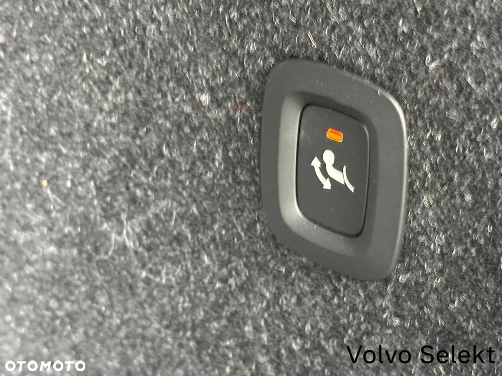 Volvo XC 40 - 21