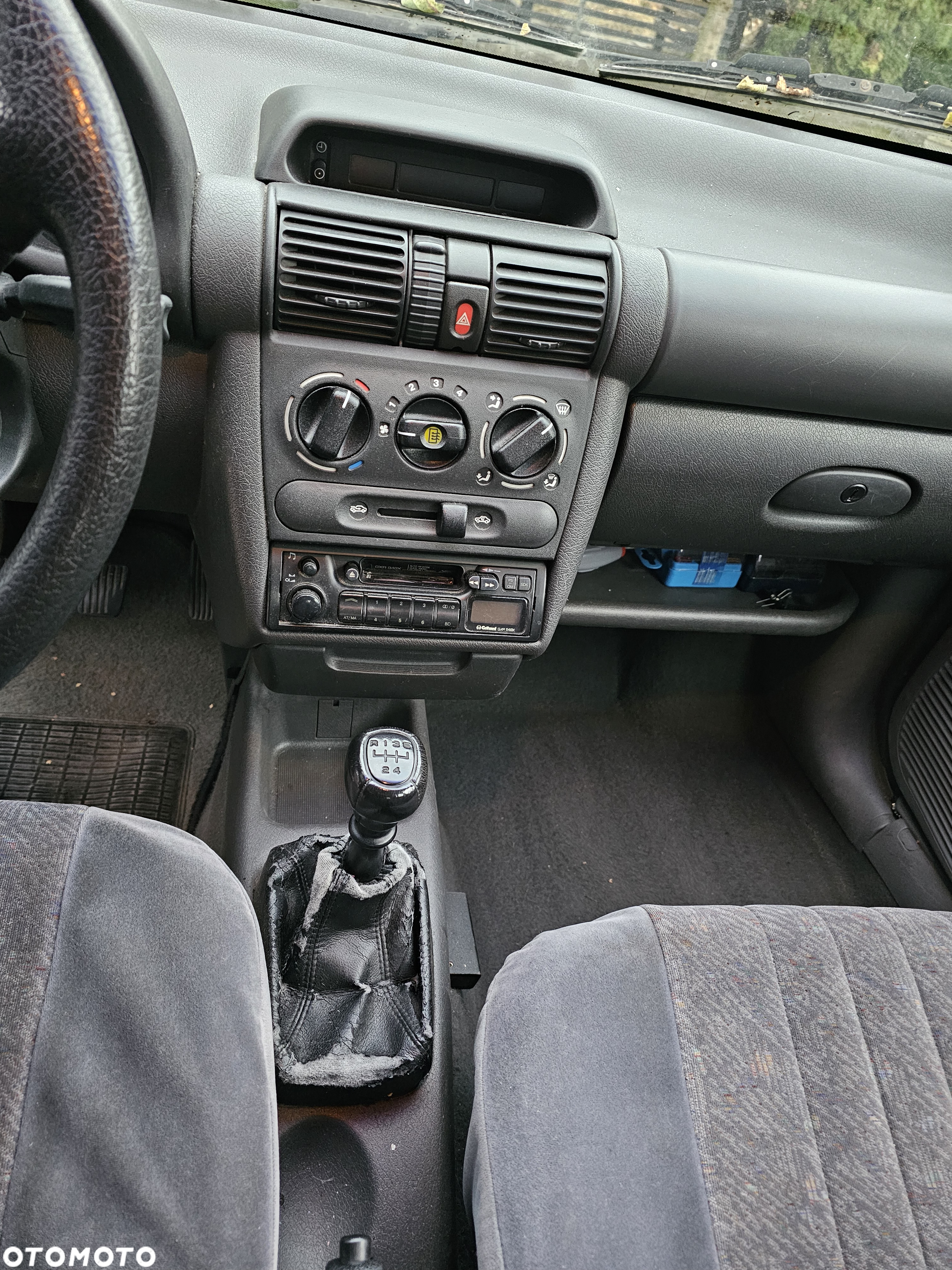 Opel Corsa 1.4 Eco - 6