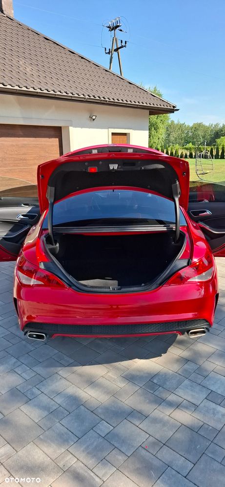 Mercedes-Benz CLA 250 4Matic 7G-DCT AMG Line - 12