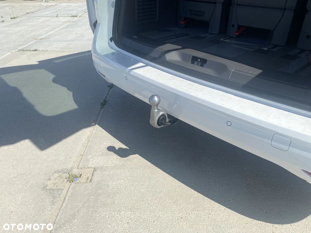 Volkswagen Multivan - 16