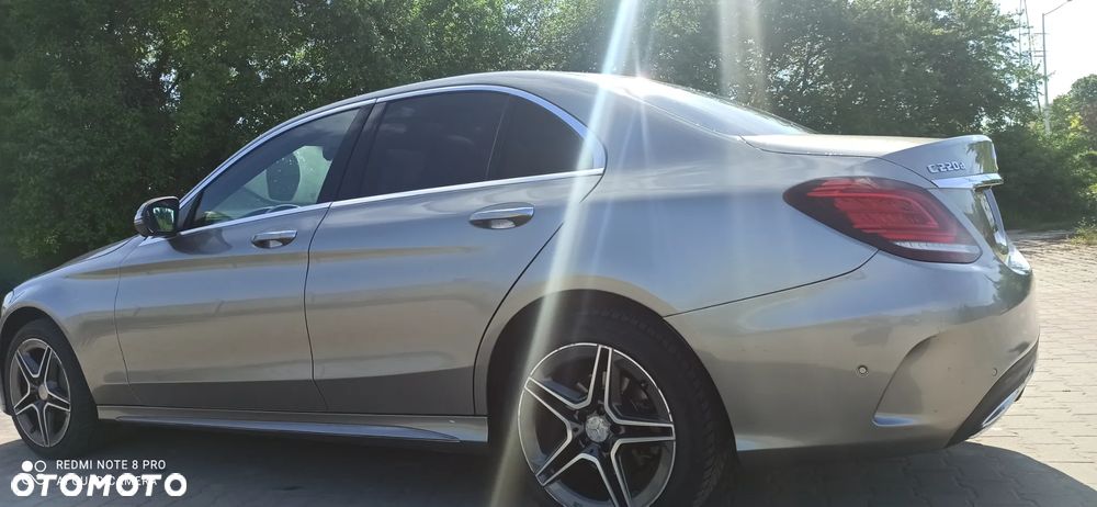 Mercedes-Benz Klasa C 220 d 4MATIC 9G-TRONIC - 24