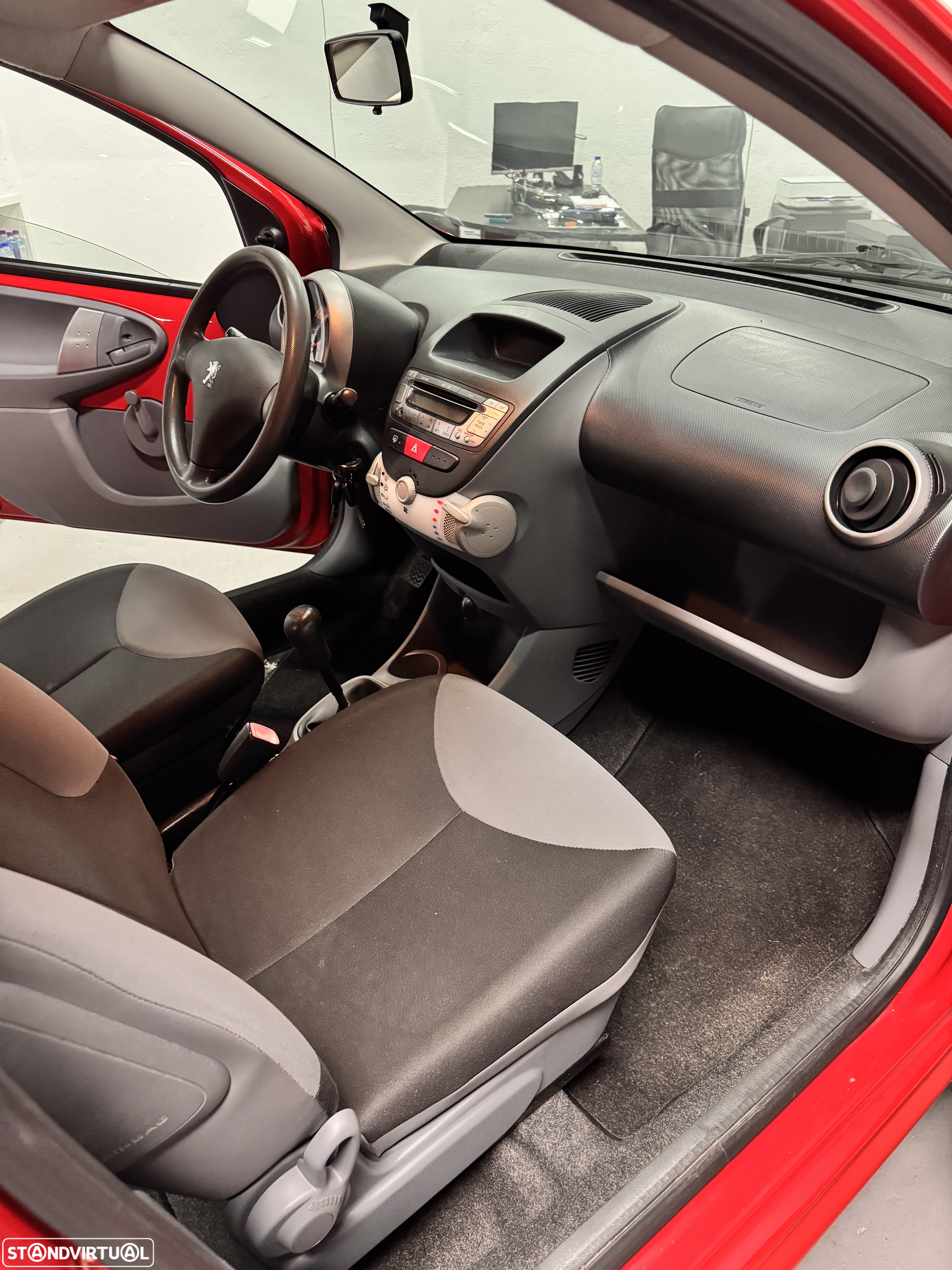 Peugeot 107 1.0 Access - 12