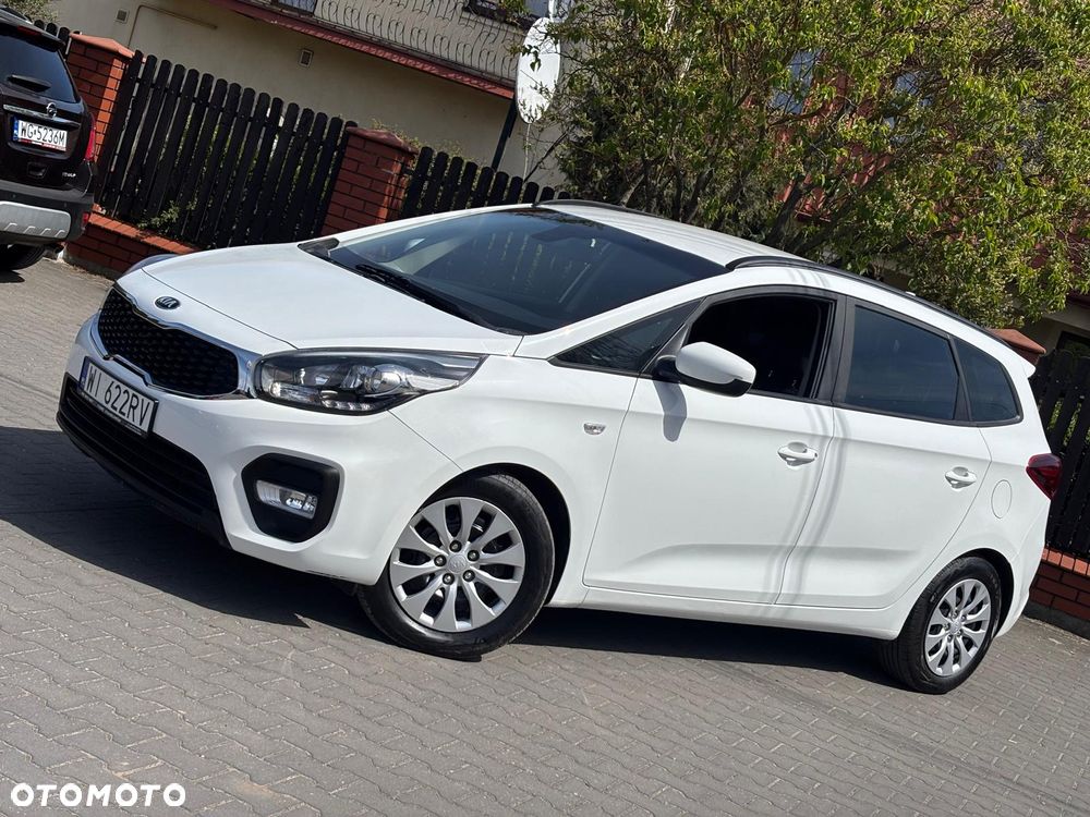 Kia Carens 1.7 CRDi M 7os EU6 - 3