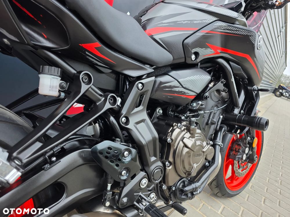 Yamaha MT - 30
