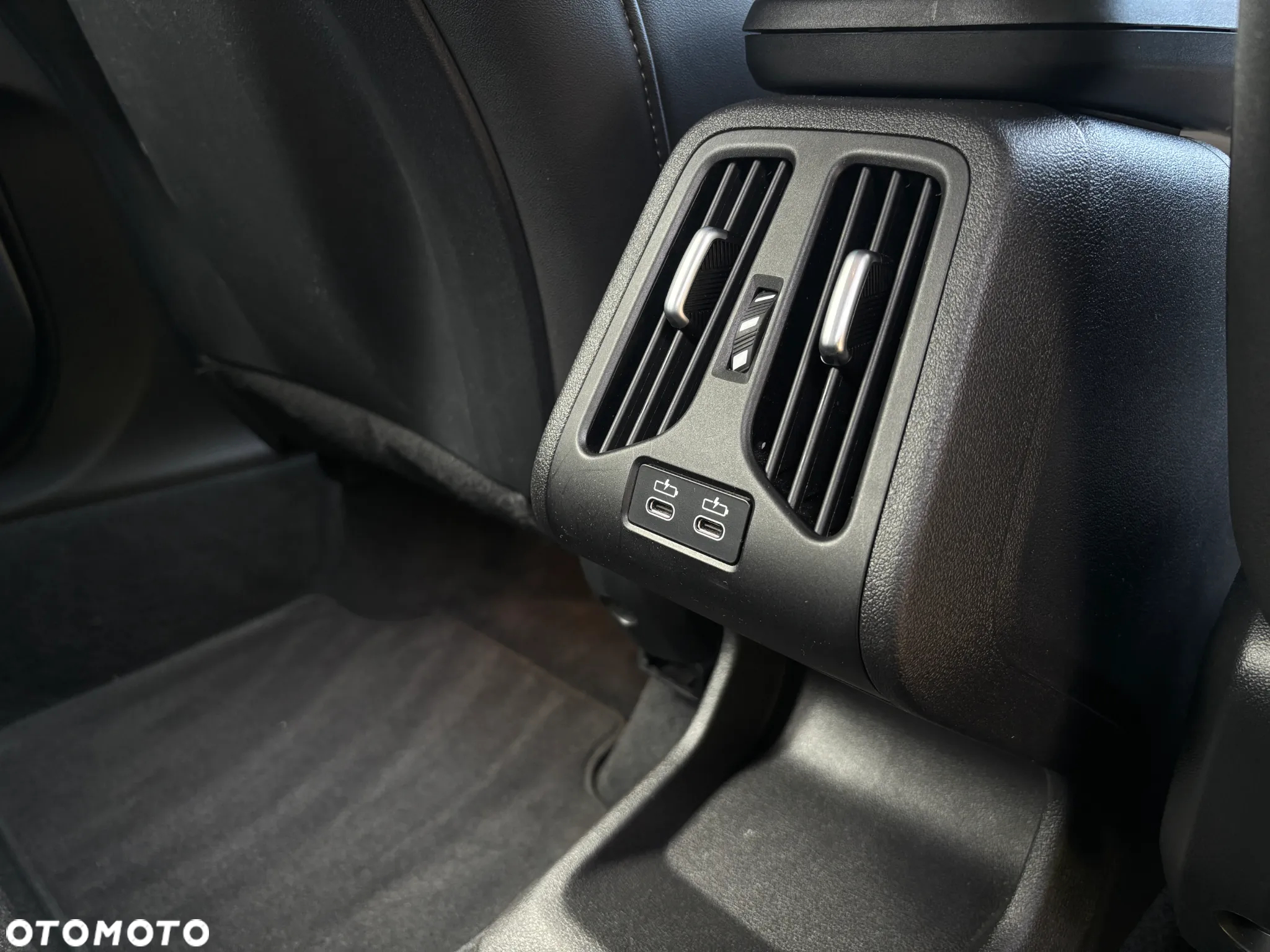 BMW X1 - 23