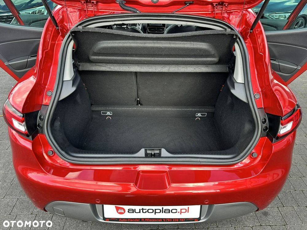 Renault Clio - 26