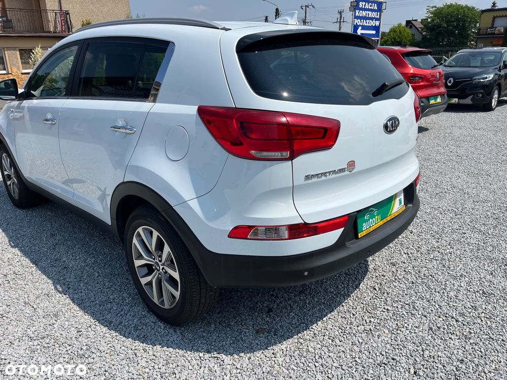 Kia Sportage 2.0 CRDI 4WD Fifa World Cup Edition - 4
