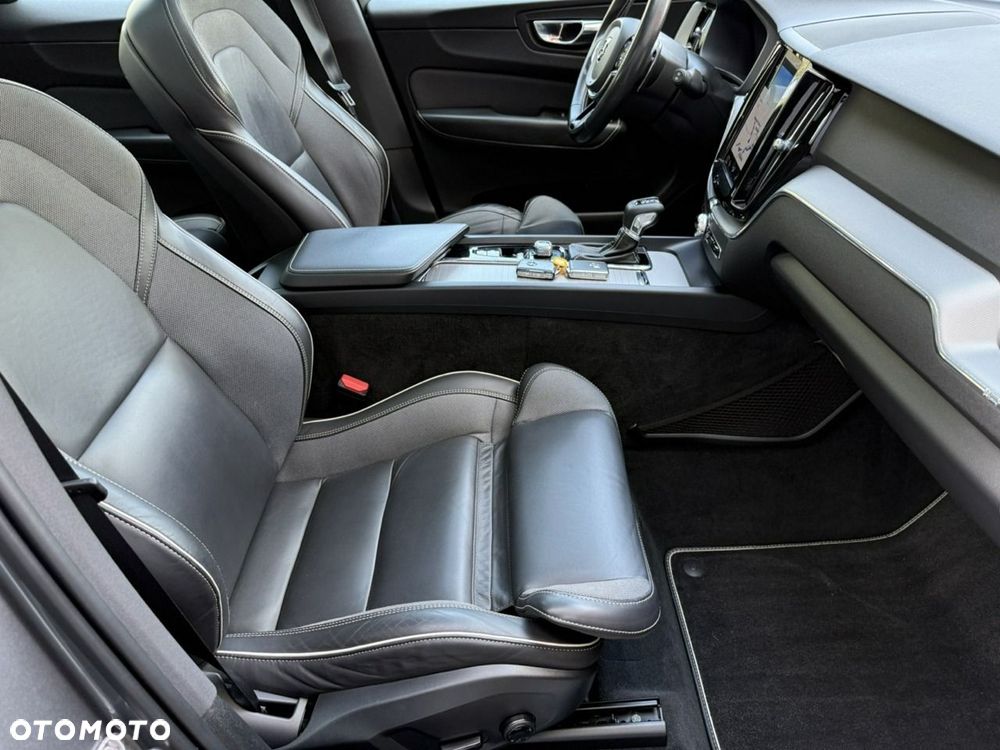 Volvo XC 60 D4 R-Design - 15