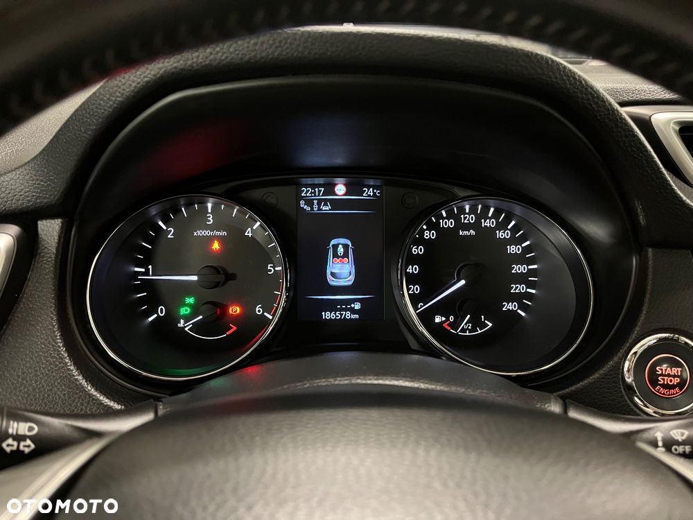 Nissan Qashqai 1.5 dCi Tekna+ - 17
